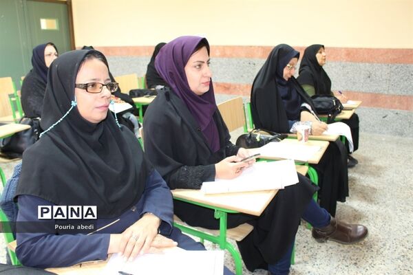 کارگاه آموزشی فرهنگ‌سازی نماز در خانواده