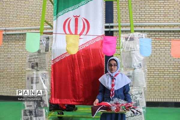 مراسم تحلیف دستمال گردن با حضور رئیس سازمان دانش‌آموزی استان همدان