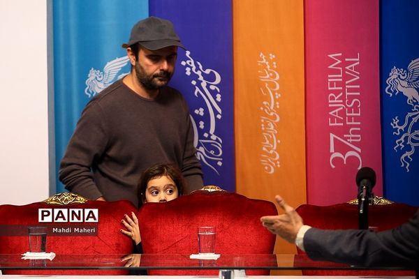 نشست‌های پرسش و پاسخ فیلم‌های ششمین روز سی و هفتمین جشنواره فیلم فجر