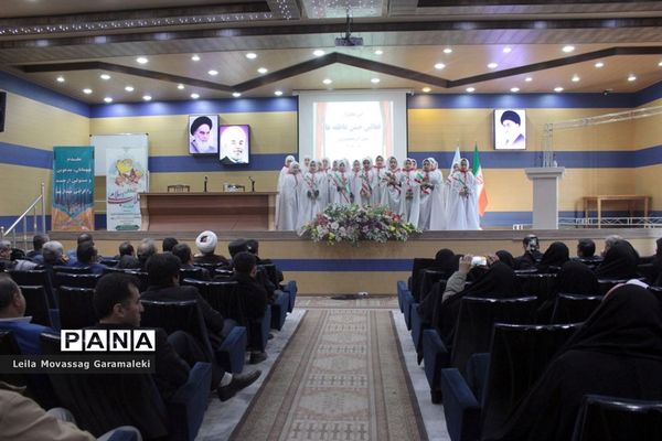 آیین تجلیل از فعالان جشن عاطفه‌ها درآذربایجان شرقی