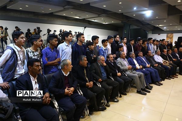 نشست‌های پرسش و پاسخ فیلم‌های هفتمین روز سی و هفتمین جشنواره فیلم فجر