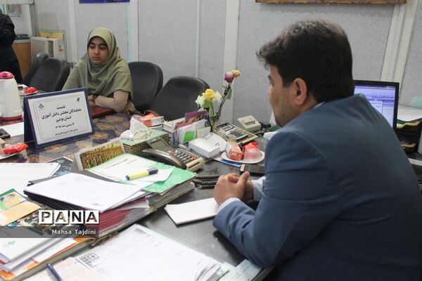 نشست نمایندگان مجلس دانش‌آموزی استان بوشهر