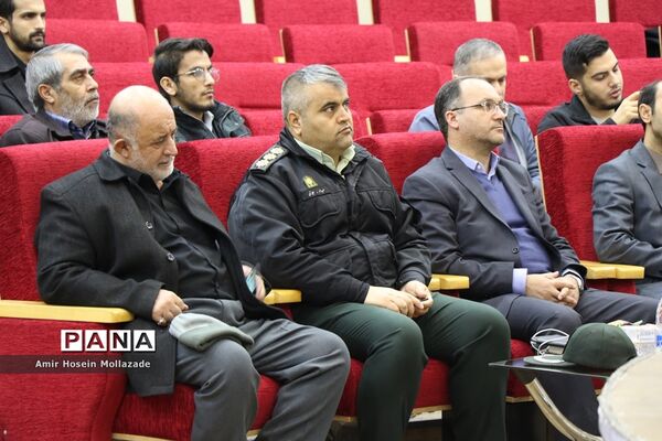 همایش رسانه‌نگاران انقلاب در ارومیه