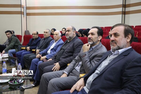 همایش رسانه‌نگاران انقلاب در ارومیه