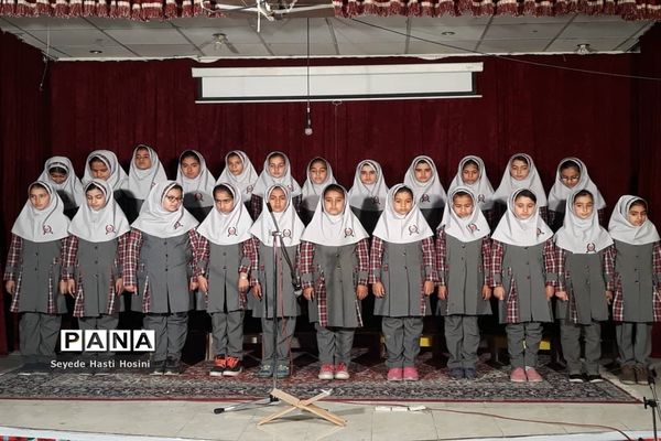 افتتاحیه سی و هفتمین دوره مسابقات سرود در گله‌دار