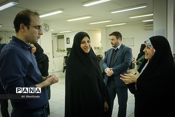حضور زهرا نژادبهرام عضو شورای شهر تهران در خبرگزاری پانا