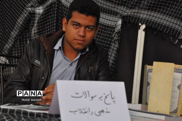 زیباسازی هنرستان البرز با تشکیل مدرسه انقلاب