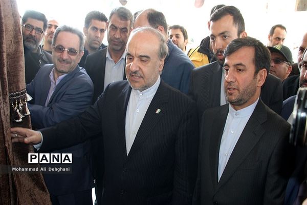 افتتاح دو پروژه ورزشی  دربهارستان با حضور وزیر ورزش و جوانان