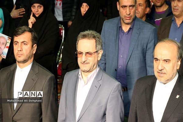 افتتاح دو پروژه ورزشی  دربهارستان با حضور وزیر ورزش و جوانان