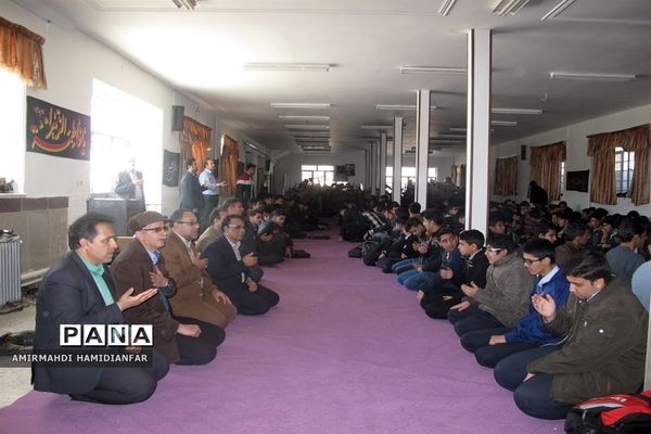 برگزاری مراسم عزاداری هنرجویان هنرستان خلیج فارس به‌مناسبت شهادت حضرت زهرا (س)