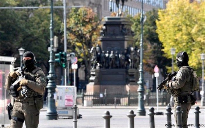 حمله مهاجمان نقابدار به یک «فعال سیاسی» ایرانی در برلین