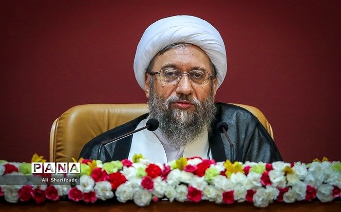 رئیس قوه قضائیه: در برابر فشارها و توصیه‌ها عقب‌نشینی نکرده‌ام