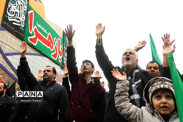 اجتماع بزرگ هیئت‌‌های عاشورای فاطمی در میدان هفت تیر