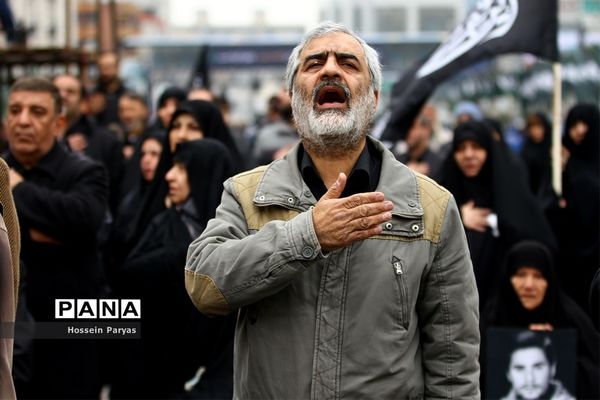 اجتماع بزرگ هیئت‌‌های عاشورای فاطمی در میدان هفت تیر