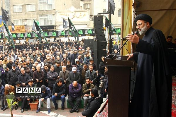 اجتماع بزرگ هیئت‌‌های عاشورای فاطمی در میدان هفت تیر