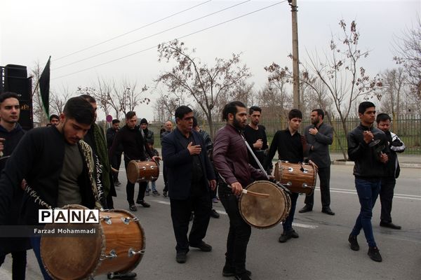 دسته‌ عزاداری هیئت رهروان شهدا به‌مناسبت ایام فاطمیه
