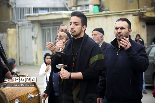 دسته‌ عزاداری هیئت رهروان شهدا به‌مناسبت ایام فاطمیه