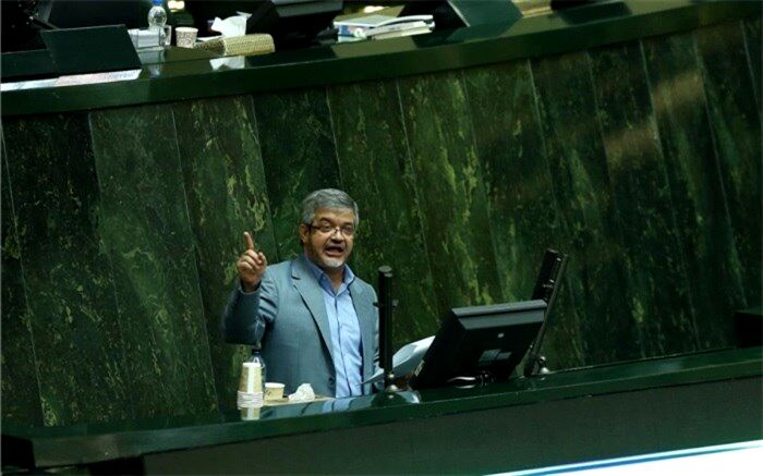 رحیمی: آنچه در فصل حقوق ملت  قانون اساسی آمده، جزء آرمان‌های انقلاب  است
