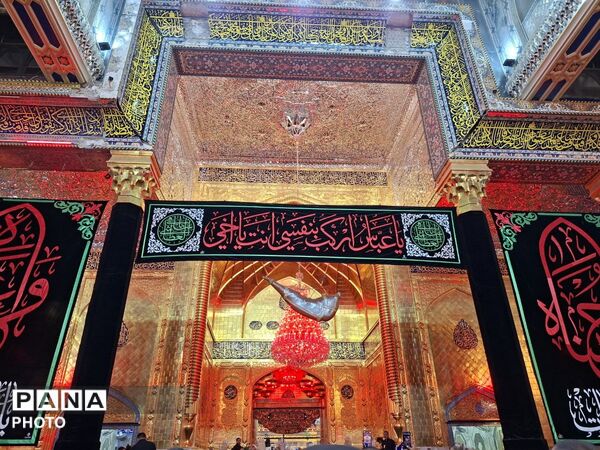 قلب ها برمدار حسین بن علی (ع) می‌تپد