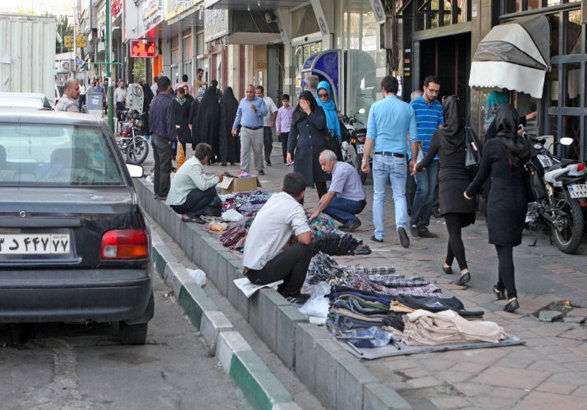 تدوین لایحه تعیین حدود استفاده از معابر و ساماندهی صنوف در دستور کار شهرداری تهران