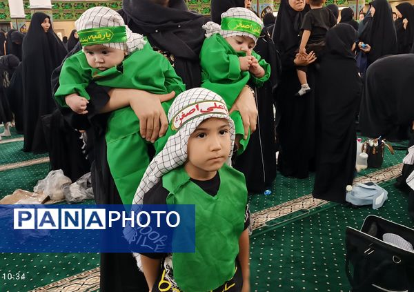 زمزمه‌های «یا علی‌اصغر(ع)» در مصلی زنجان طنین‌انداز شد