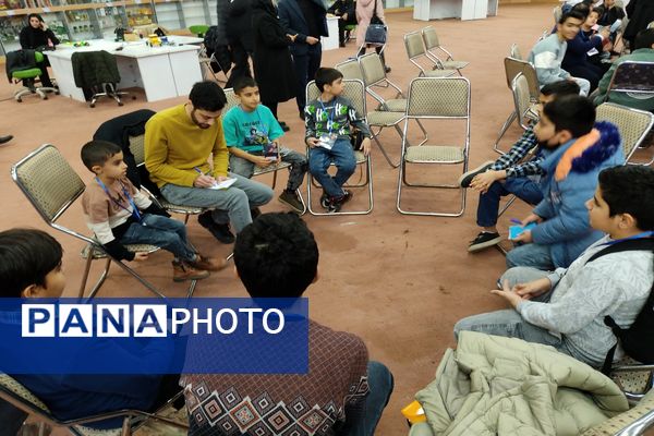 رقابت دانش‌آموزان ایده پرداز و پژوهشگر در رویداد دانش‌آموزی تین پلاس استان اردبیل 