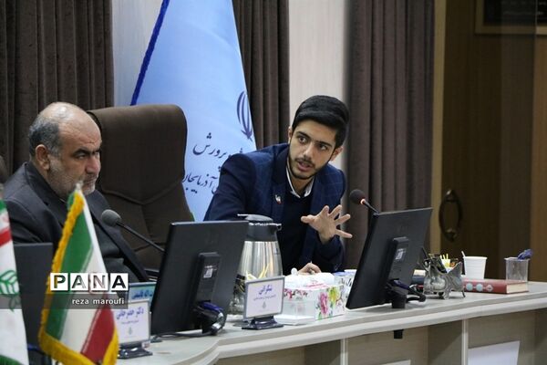 دومین نشست نمایندگان نهمین دوره مجلس دانش‌آموزی قطب دو کشور در ارومیه 2