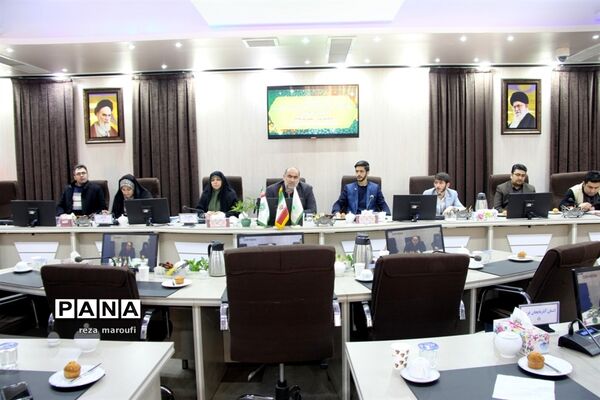 دومین نشست نمایندگان نهمین دوره مجلس دانش‌آموزی قطب دو کشور در ارومیه 2