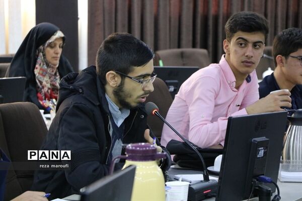 دومین نشست نمایندگان نهمین دوره مجلس دانش‌آموزی قطب دو کشور در ارومیه 2