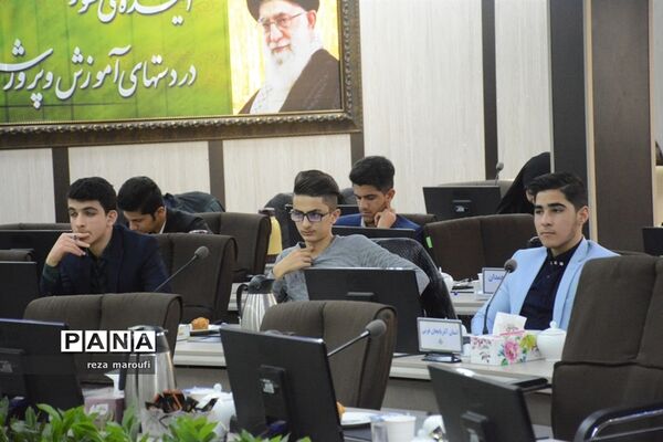 دومین نشست نمایندگان نهمین دوره مجلس دانش‌آموزی قطب دو کشور در ارومیه 3