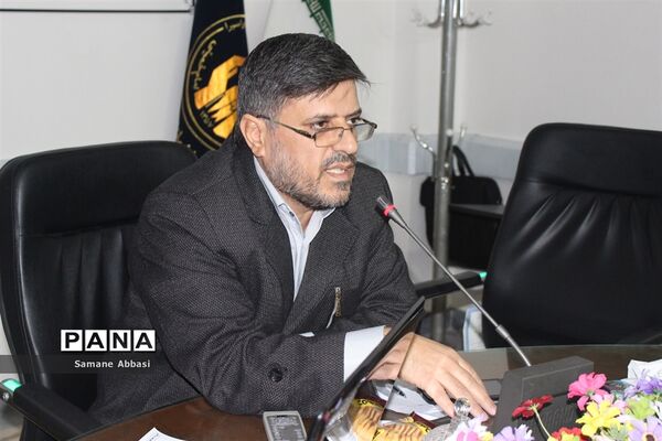 نشست هم‌اندیشی «دوشنبه‌های پر مهر»