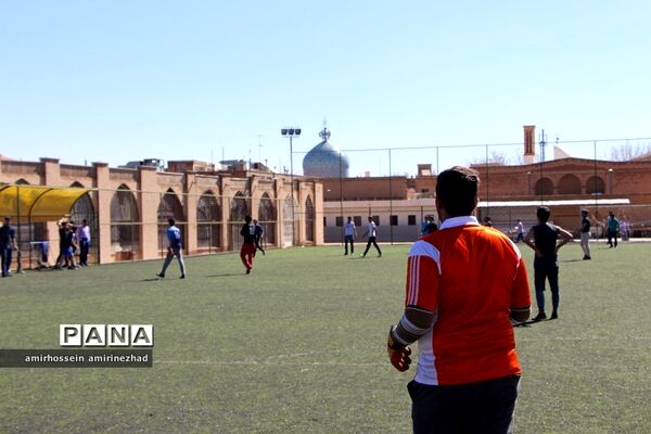 افتتاحیه مسابقات فوتبال دبیرستان ایرانشهر