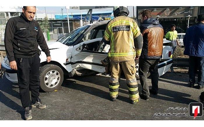 فوت راننده ۶۰ ساله به دلیل واژگونی خودرو