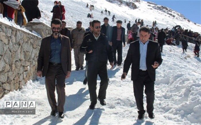 بازدید فرماندار شهرستان تفت از تفرجگاه سخوید