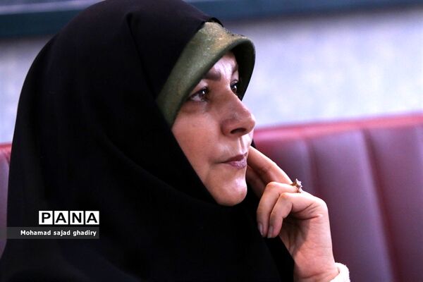 دومین نشست قطبی نهمین دوره مجلس دانش‌آموزی