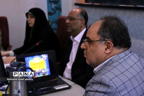 دومین نشست قطبی نهمین دوره مجلس دانش‌آموزی