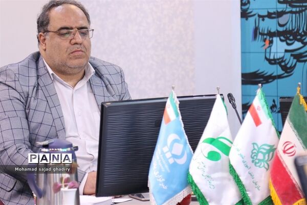 دومین نشست قطبی نهمین دوره مجلس دانش‌آموزی