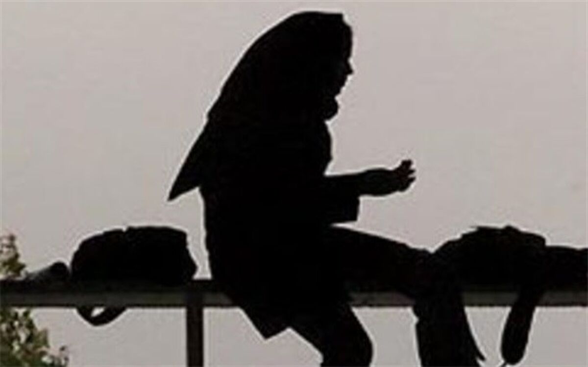 خشونت اولین عامل فرار دختران از خانه