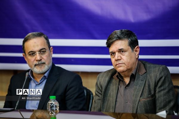 نشست صمیمی وزیرآموزش و پرورش با بسیج دانشجویی دانشگاه فرهنگیان