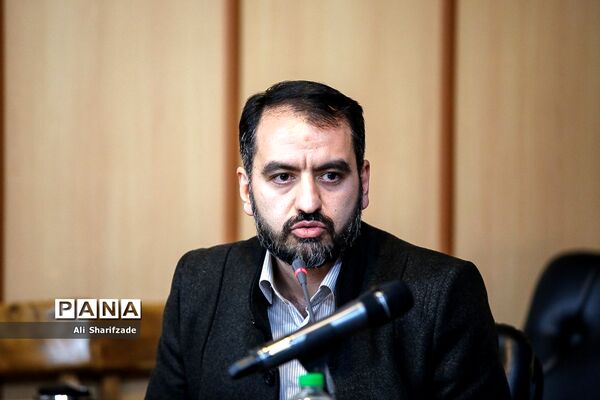 نشست صمیمی وزیرآموزش و پرورش با بسیج دانشجویی دانشگاه فرهنگیان