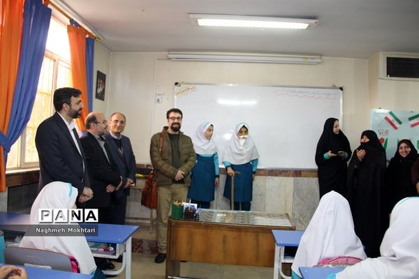 هفته سرود و نمایش در ناحیه یک ری