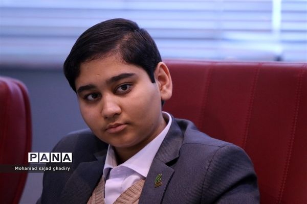 دومین نشست قطبی نهمین دوره مجلس دانش‌آموزی-2