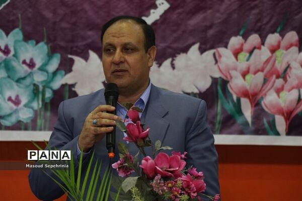 همایش بزرگ یاوران انقلاب پیشتاز در دبستان منیر باسمنج
