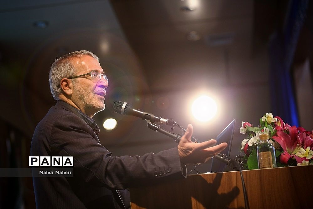 نوید ادهم: تا اقتصاد کشور بهینه نشود نمی‌توان انتظار داشت اقتصاد آموزش‌وپرورش مطلوب و کارآمد باشد