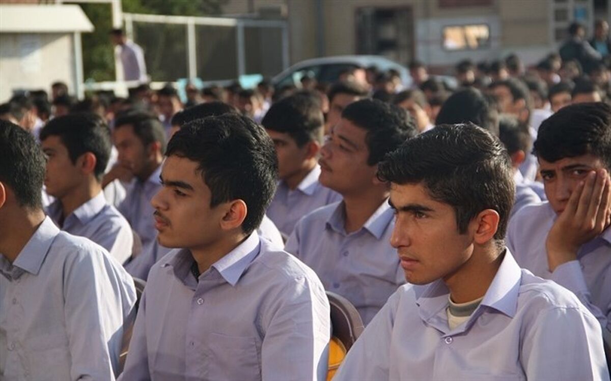 قم به رتبه عالی کشوری در نتایج ارزیابی شاخص های آموزشی دوره اول متوسطه رسید