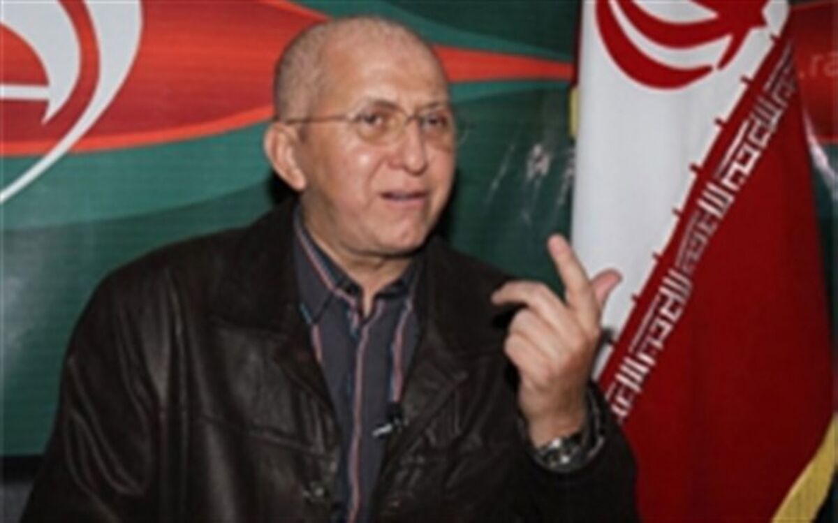 ظلم ستیزی یکی از آرمان های انقلاب اسلامی است
