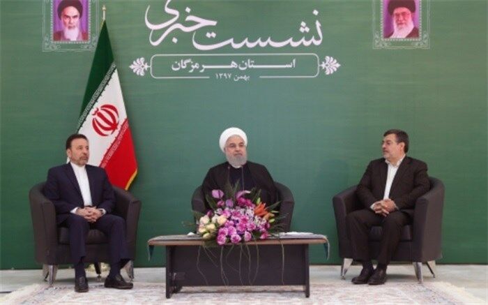 روحانی: قیمت ارز در سال آینده برای تأمین کالاهای اساسی تغییر نمی‌کند