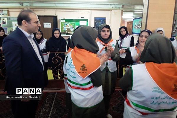 مانور تشکیلاتی پیشتازان سازمان دانش آموزی استان همدان