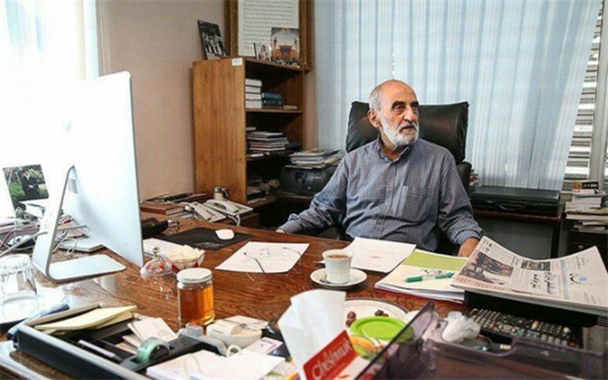 حسین شریعتمداری: از کامپیوتر امریکایی استفاده نکنم، پس چه کنم؟