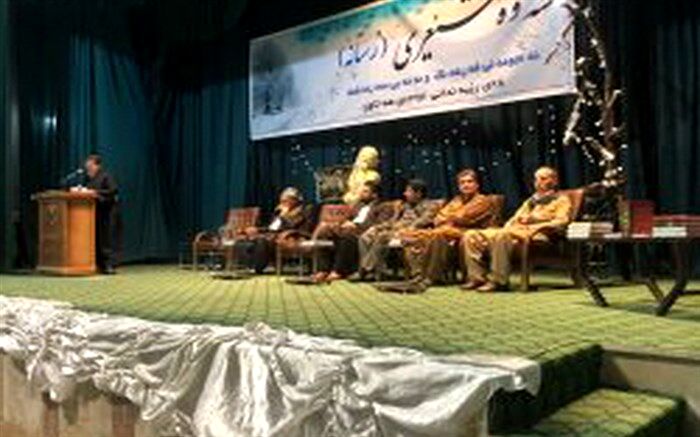 شب شعر «زمستانه» در سردشت برگزار شد